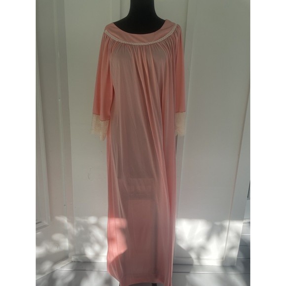 Vintage Jenelle of California Peach Pink Long Nylon Nightgown - Picture 10 of 13